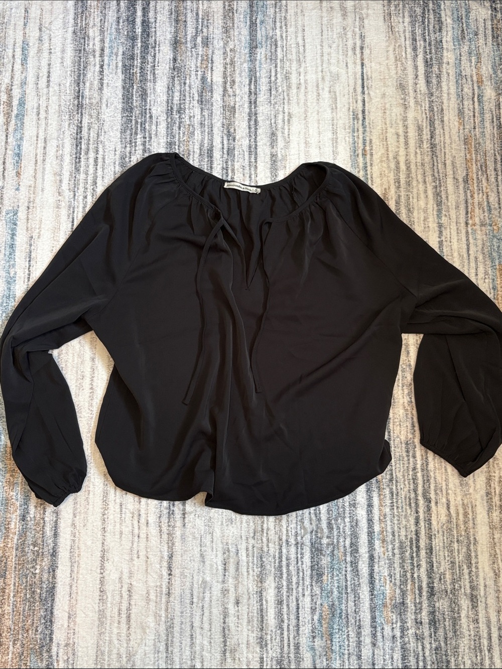 Abercrombie & Fitch Black Long-Sleeve Blouse